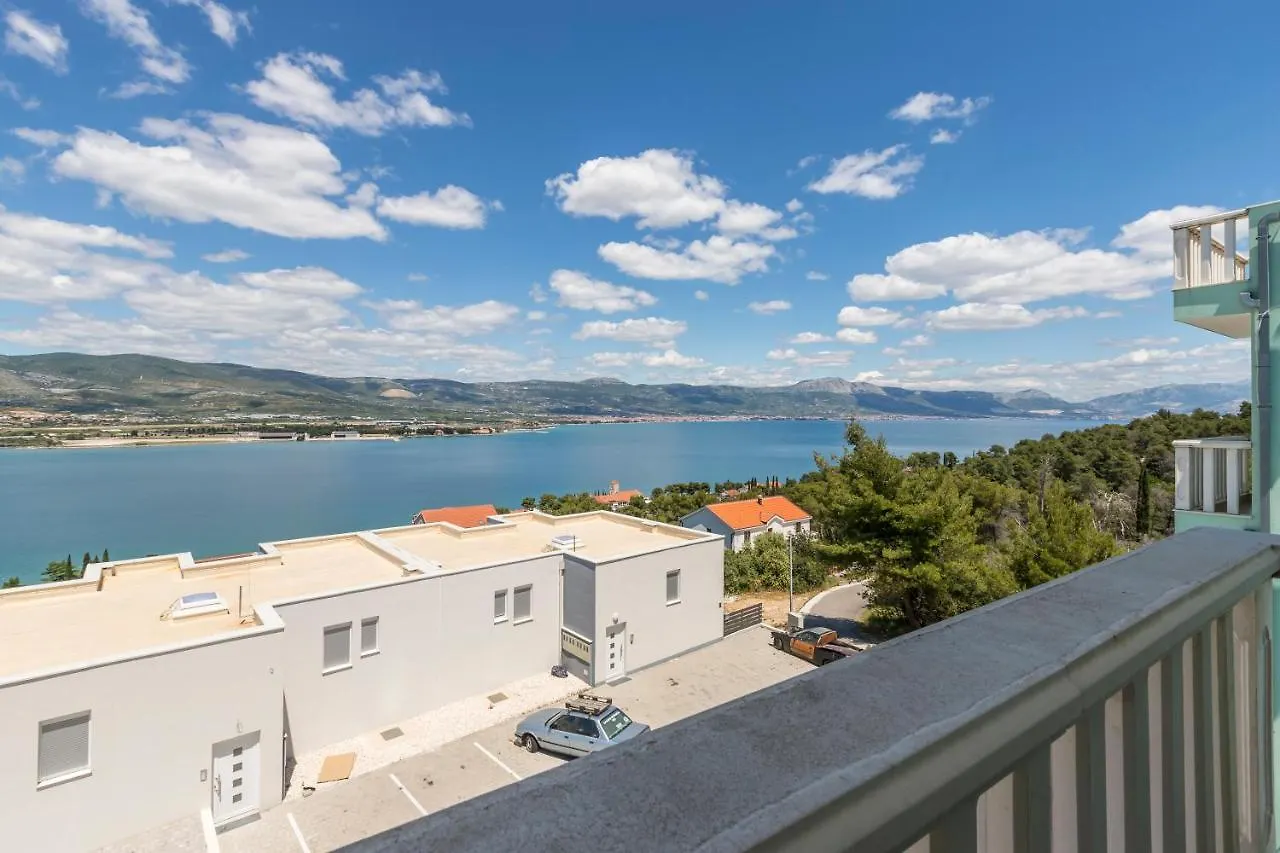 Luxury Apartment Hilary Trogir Croatia
