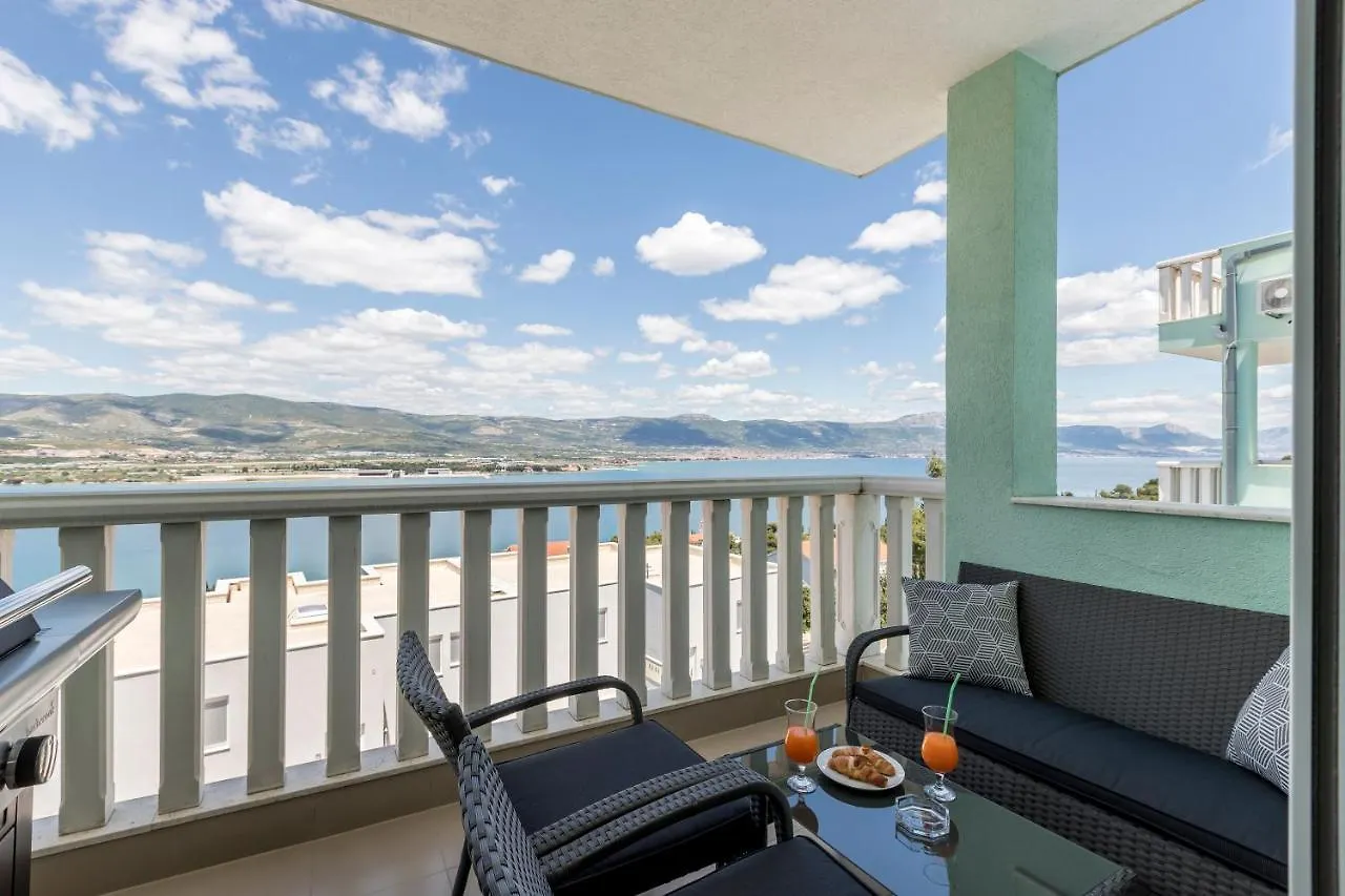 Luxury Apartment Hilary Trogir Croatia