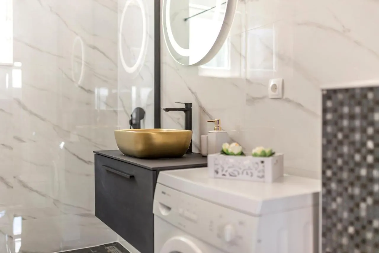 Luxury Apartment Hilary Trogir Croatia