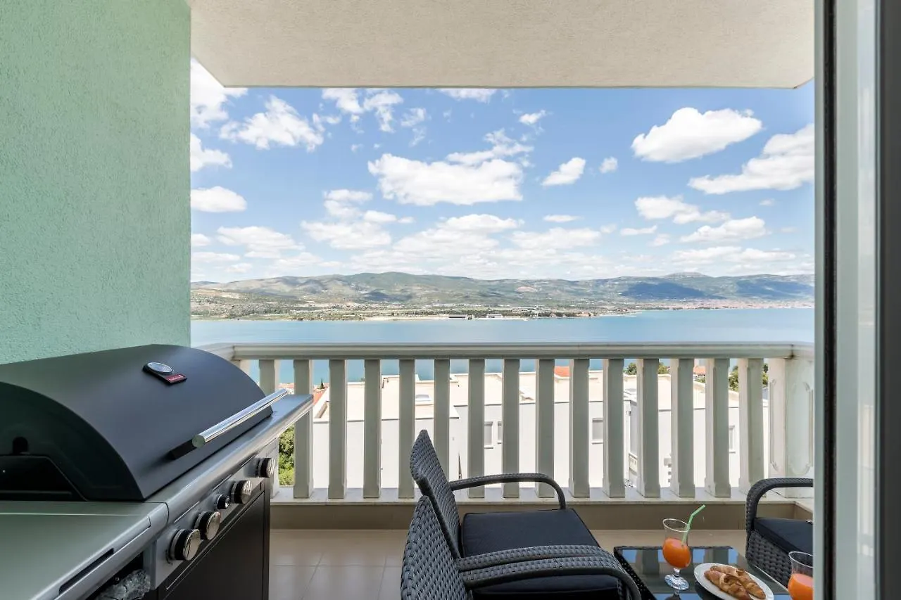 Luxury Apartment Hilary Trogir Croatia