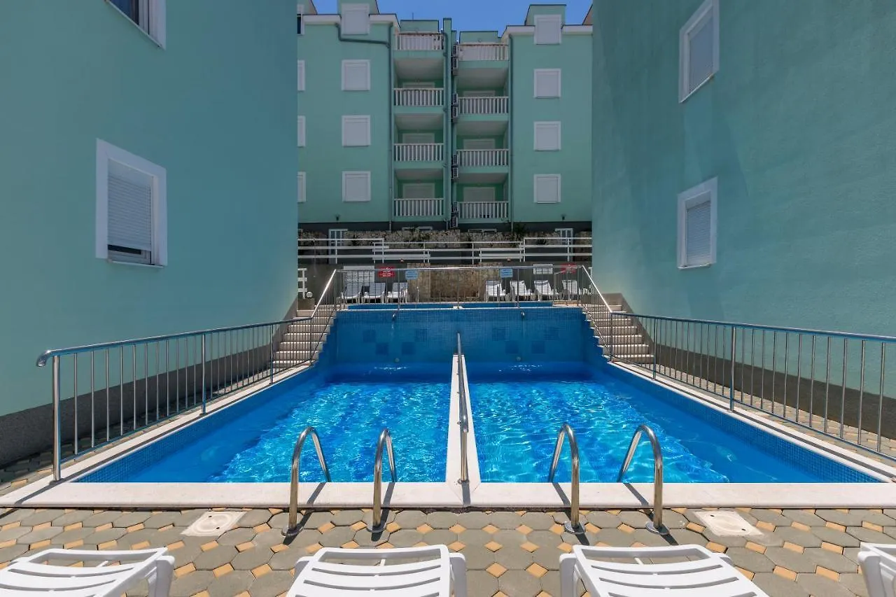 Luxury Apartment Hilary Trogir 0*,